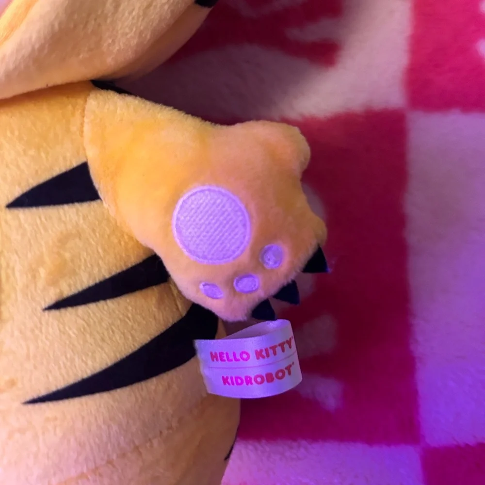 Hello Kitty X Kid Robot weighted “year of the tiger” plush - Picture 5 of 5